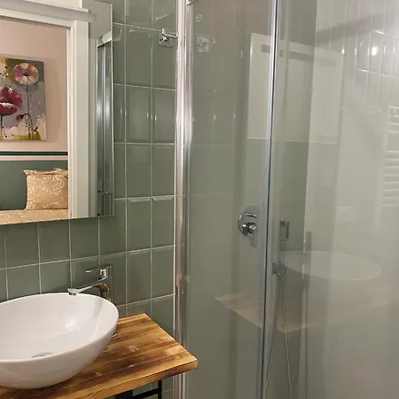 La Borbona Pensión Ercolano